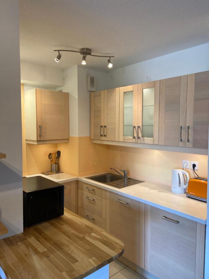 Chez Louis De Uzes Apartment Bagian luar foto